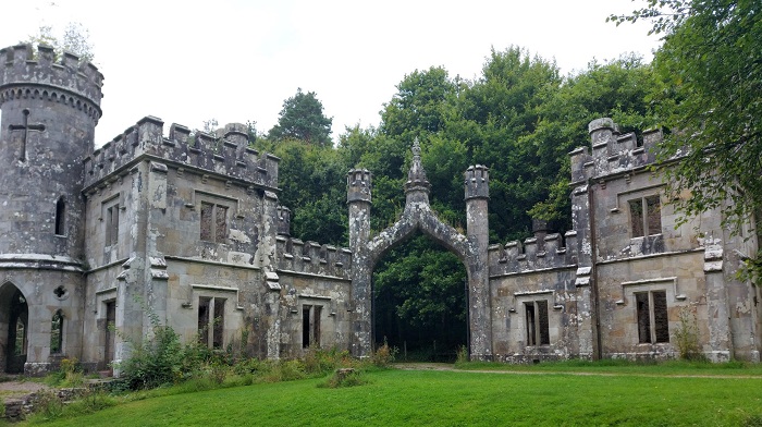 Ballysaggartmore Towers gate lodges